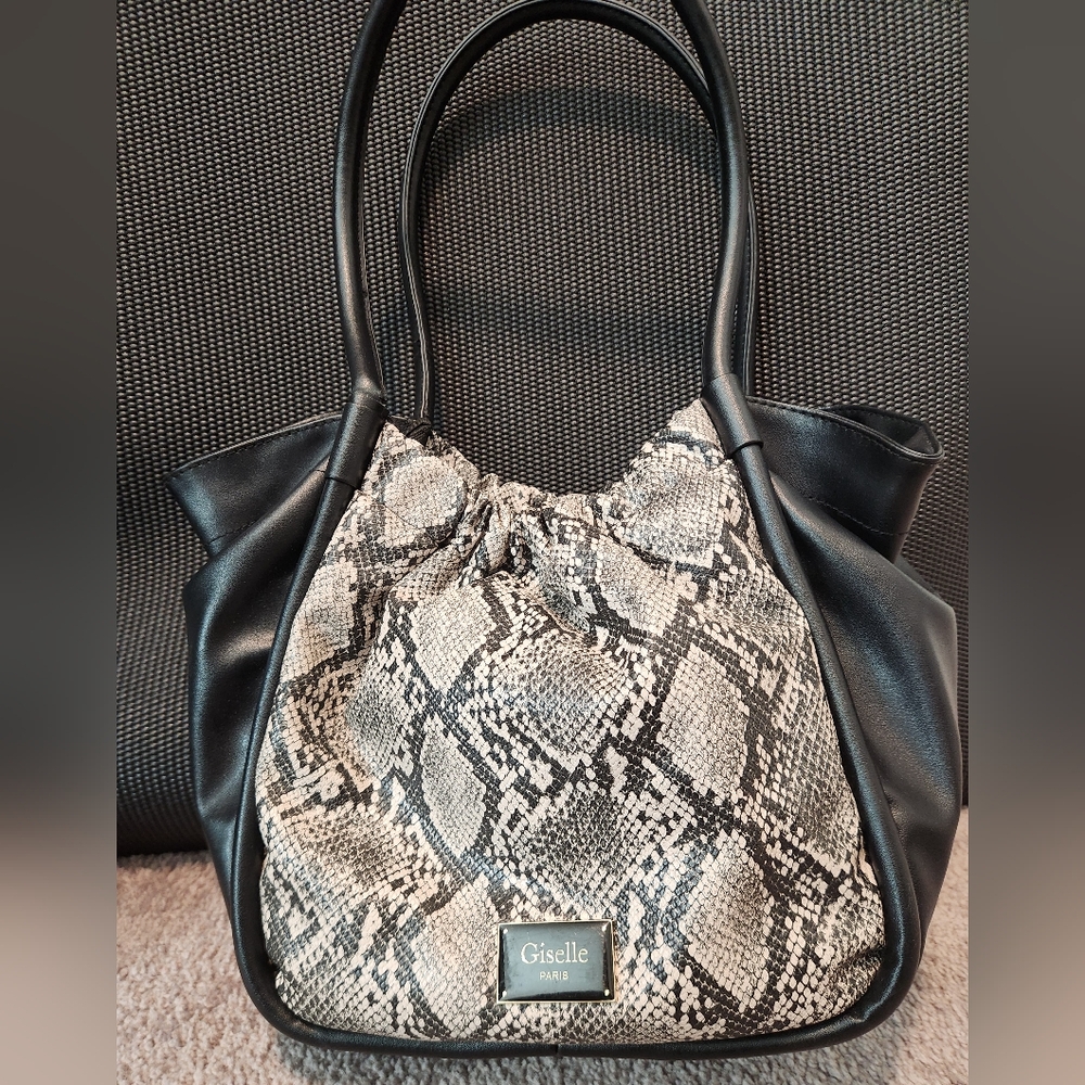 Snakeskin Pattern Black and Gray Shoulder Bag